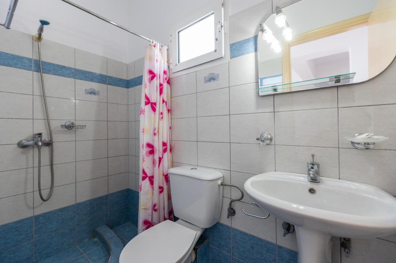 Alicia Studios Farsa Экстерьер фото